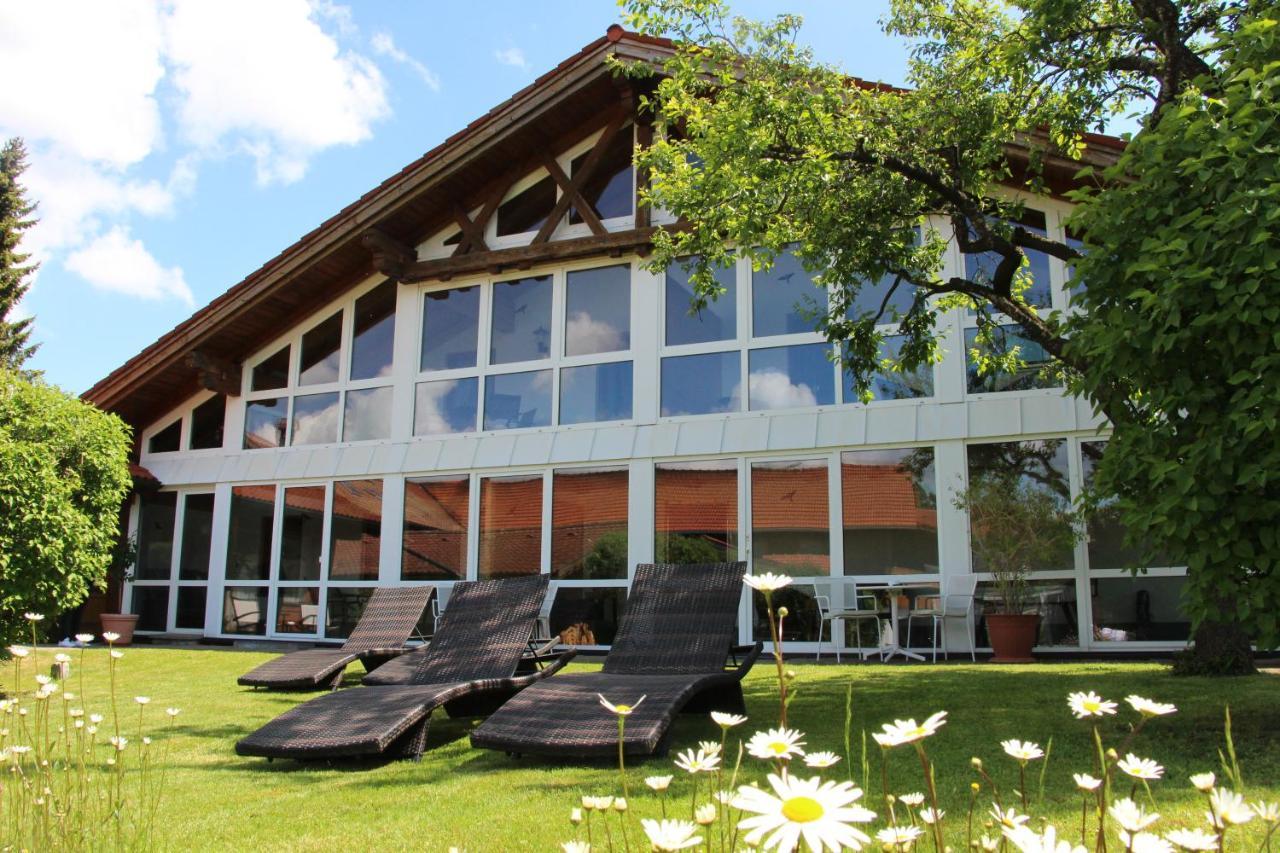 Landhaus Grobert Seeg Bagian luar foto