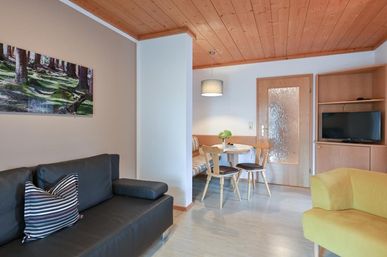 Landhaus Grobert Seeg Bagian luar foto