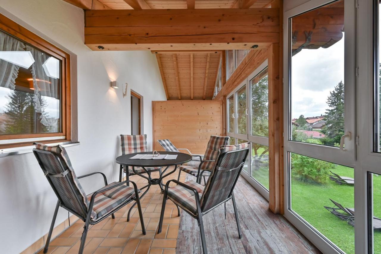 Landhaus Grobert Seeg Bagian luar foto