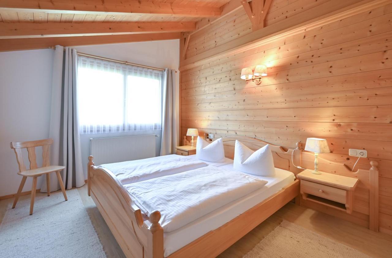 Landhaus Grobert Seeg Bagian luar foto