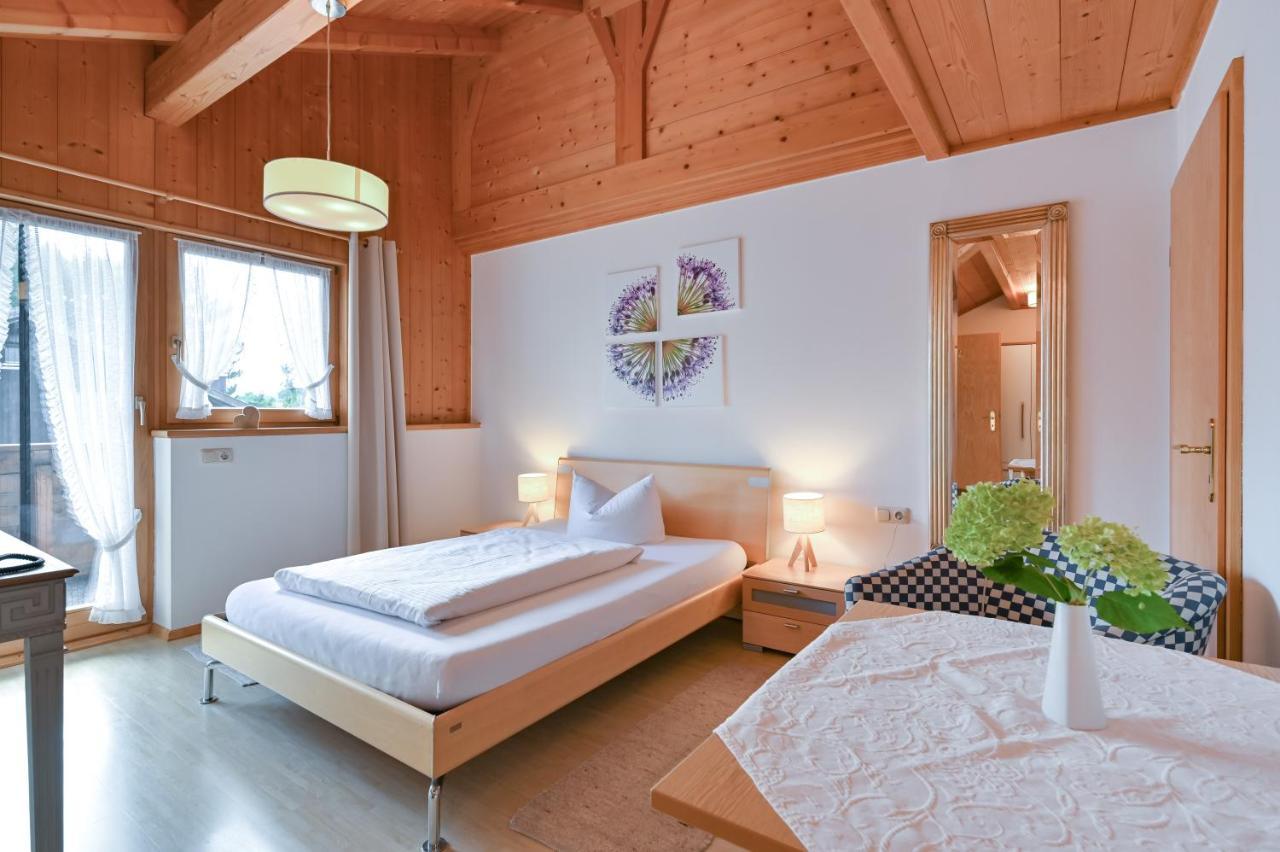 Landhaus Grobert Seeg Bagian luar foto