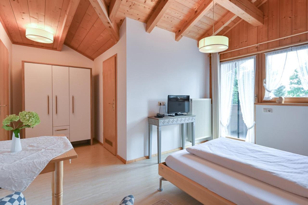 Landhaus Grobert Seeg Bagian luar foto