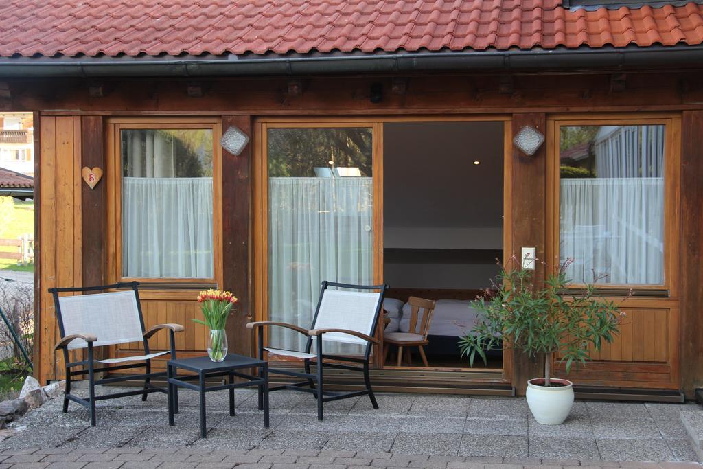 Landhaus Grobert Seeg Bagian luar foto